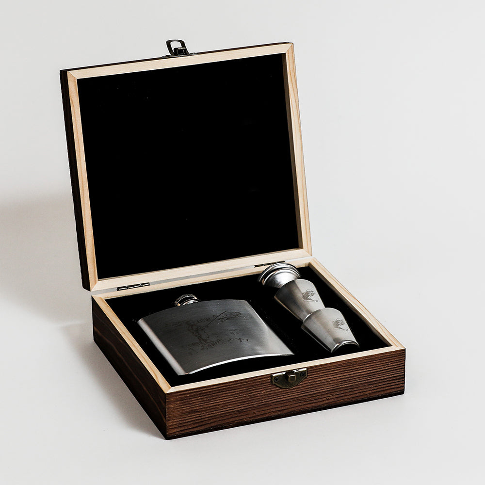 Hip Flask & Cup Set - Fishing
